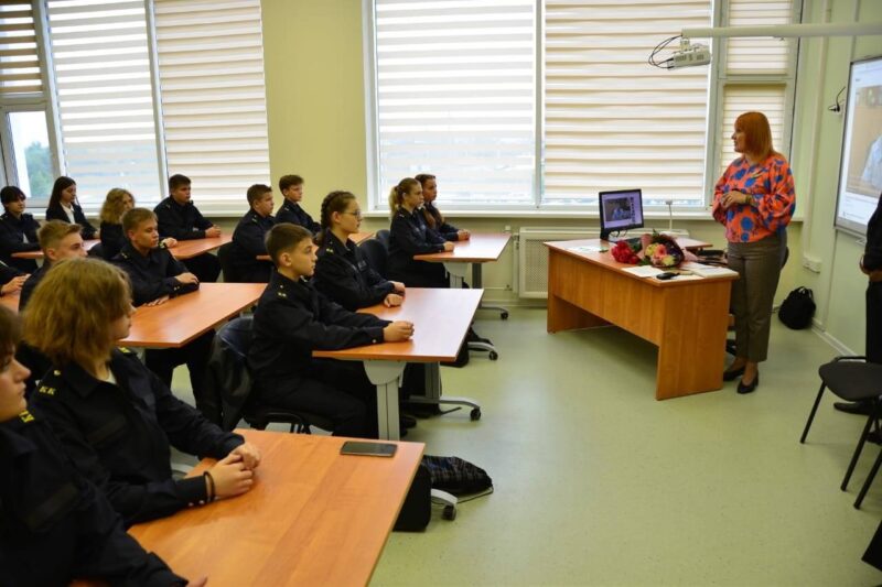 Первый кадетский класс ФСБ России открыли в Твери Первый кадетский класс ФСБ России открыли в Твери