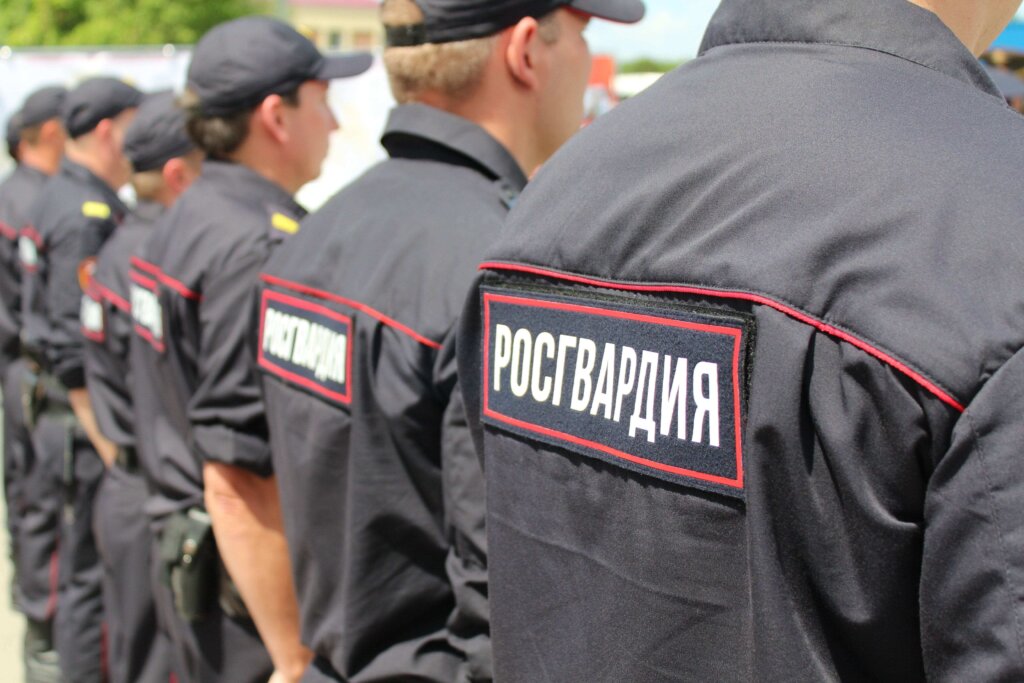 Тверские росгвардейцы пресекли кражу из крупного гипермаркета