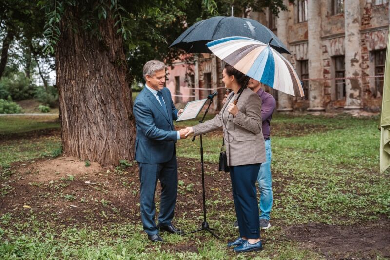 Медики, политики, ветераны: с кем встречается лидер тверских волонтеров
