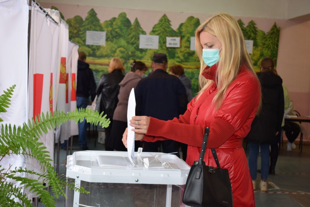 Глава Оленинского МО и председатель местной Думы проголосовали на выборах лава Оленинского МО и председатель местной Думы проголосовали на выборах
