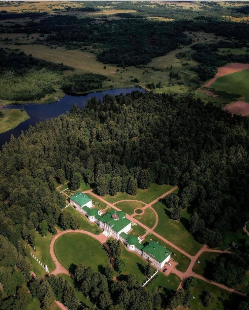 Наследие Куракиных: как сегодня выглядит старинная усадьба в Тверской области