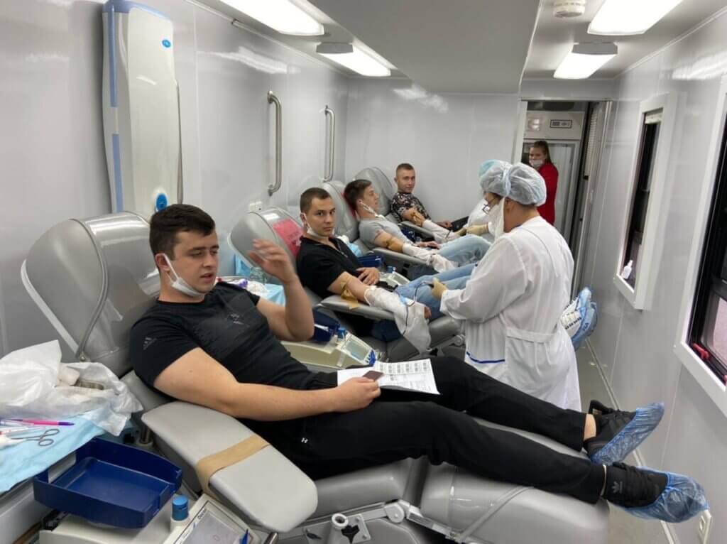 В Торжке прошла масштабная донорская акция, организованная медиками и Юлией Сарановой В Торжке прошла масштабная донорская акция, организованная медиками и Юлией Сарановой