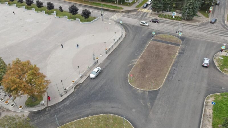 Всё сравняют: новый асфальт работает на имидж города Конаково