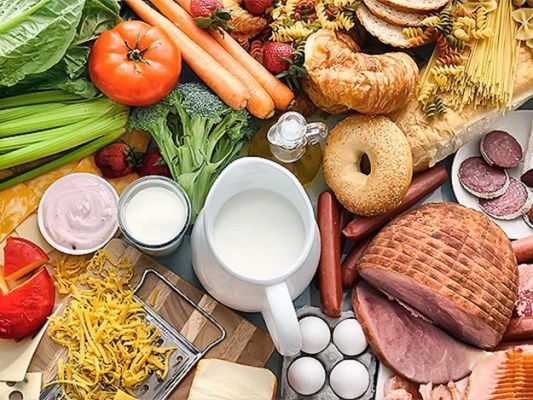 В Твери открылась сельскохозяйственная ярмарка, где можно приобрести продукты местных производителей В Твери открылась сельскохозяйственная ярмарка, где можно приобрести продукты местных производителей