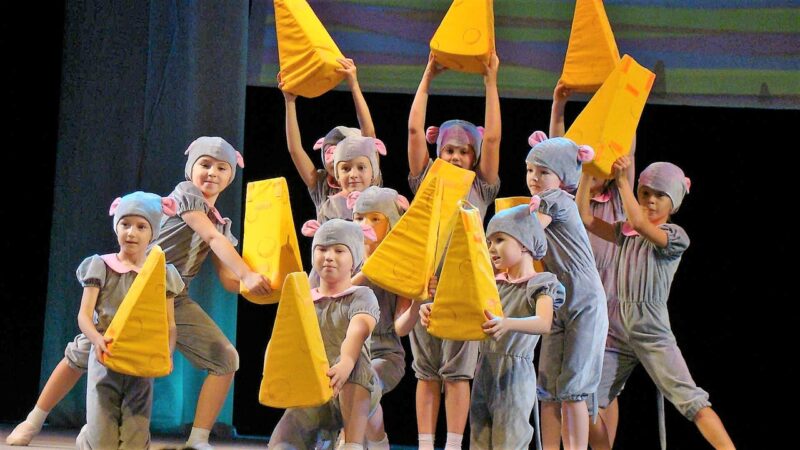 В Вышнем Волочке прошел концерт ко Дню отца