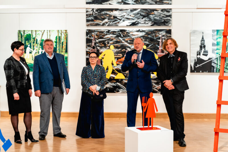 Слово за картинами: в Твери пройдет выставка нонконформиста Игоря Новикова