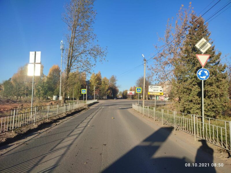 В Тверской области два школьника оказались под колесами автомобиля В Тверской области два школьника оказались под колесами автомобиля