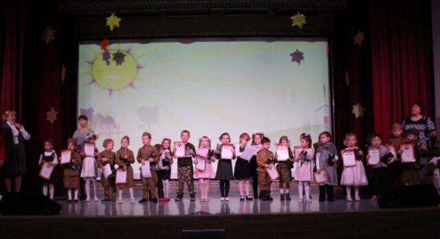 В Конаковском районе дети в стихах напомнили о начале Великой Отечественной войны В Конаковском районе дети в стихах напомнили о начале Великой Отечественной войны