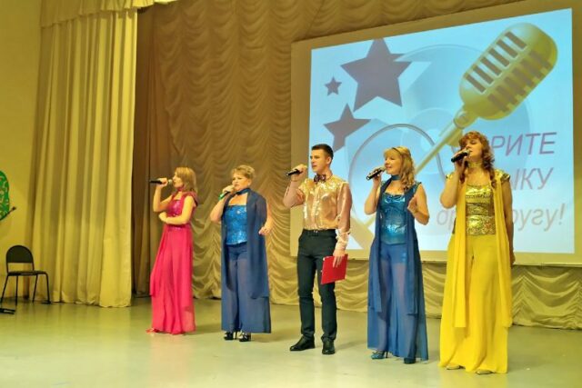 В Конаковском районе прошел фестиваль вокальных ансамблей и дуэтов В Конаковском районе прошел фестиваль вокальных ансамблей и дуэтов