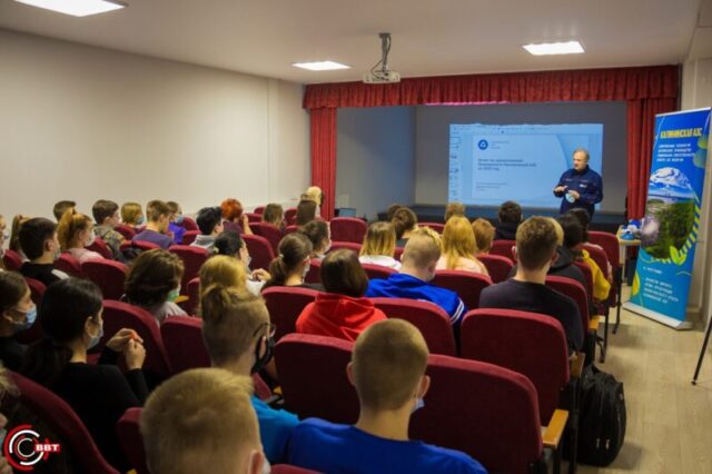 Вышневолоцким студентам рассказали о работе атомной станции Вышневолоцким студентам рассказали о работе атомной станции