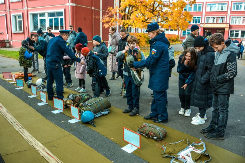 В тверской школе для детей провели спортивно-патриотический праздник