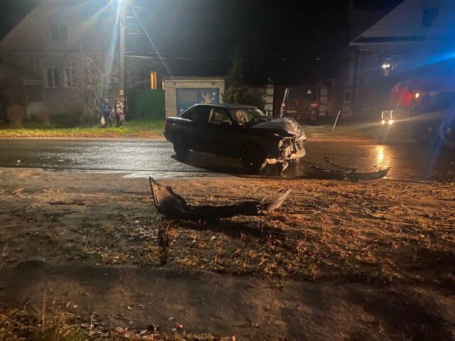 В Тверской области при столкновении двух иномарок пострадали оба водителя