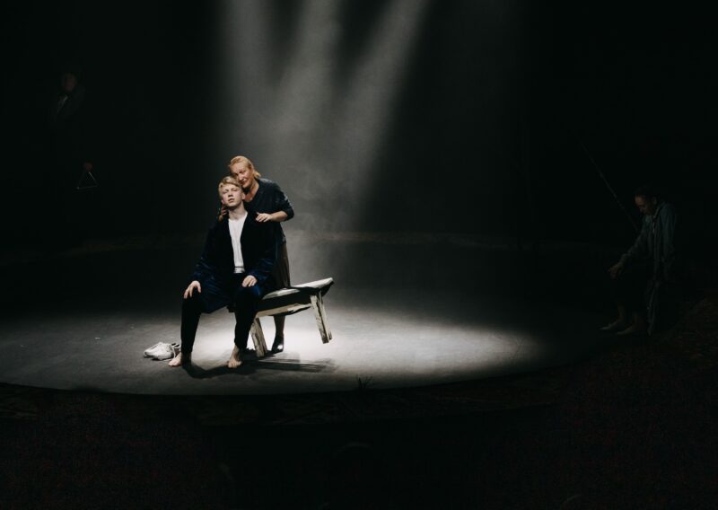 Гроза интерпретаций: классику Островского переосмыслили в Тверском ТЮЗе