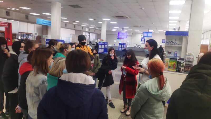 На Почте для тверских школьников и студентов провели экскурсии На Почте для тверских школьников и студентов провели экскурсии