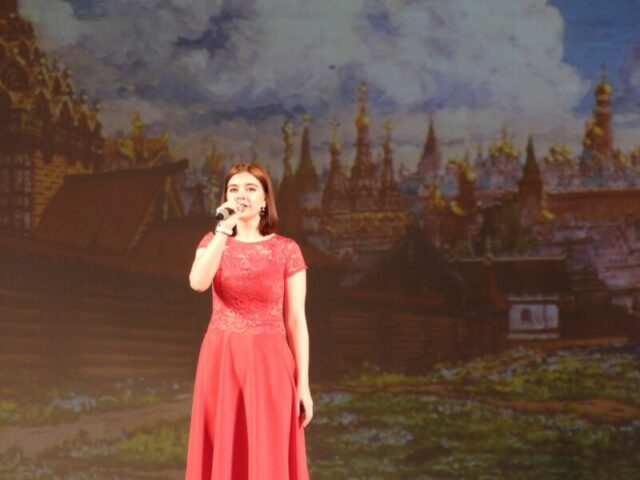 В Калязине прошел «Молодёжный звездопад» В Калязине прошел «Молодёжный звездопад»