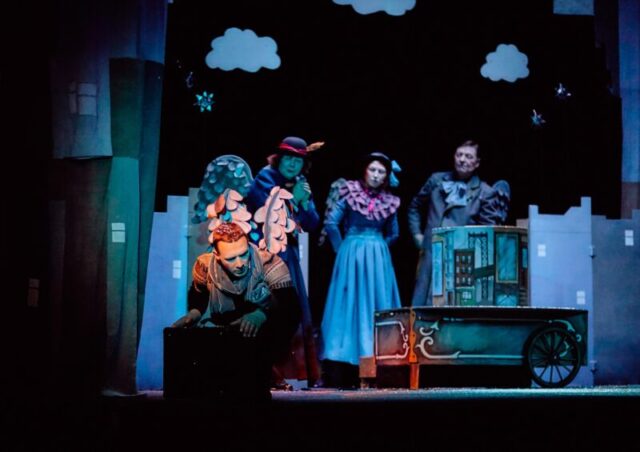 Тверской театр кукол приглашает узнать о дарах Волхвов Тверской театр кукол приглашает узнать о дарах Волхвов