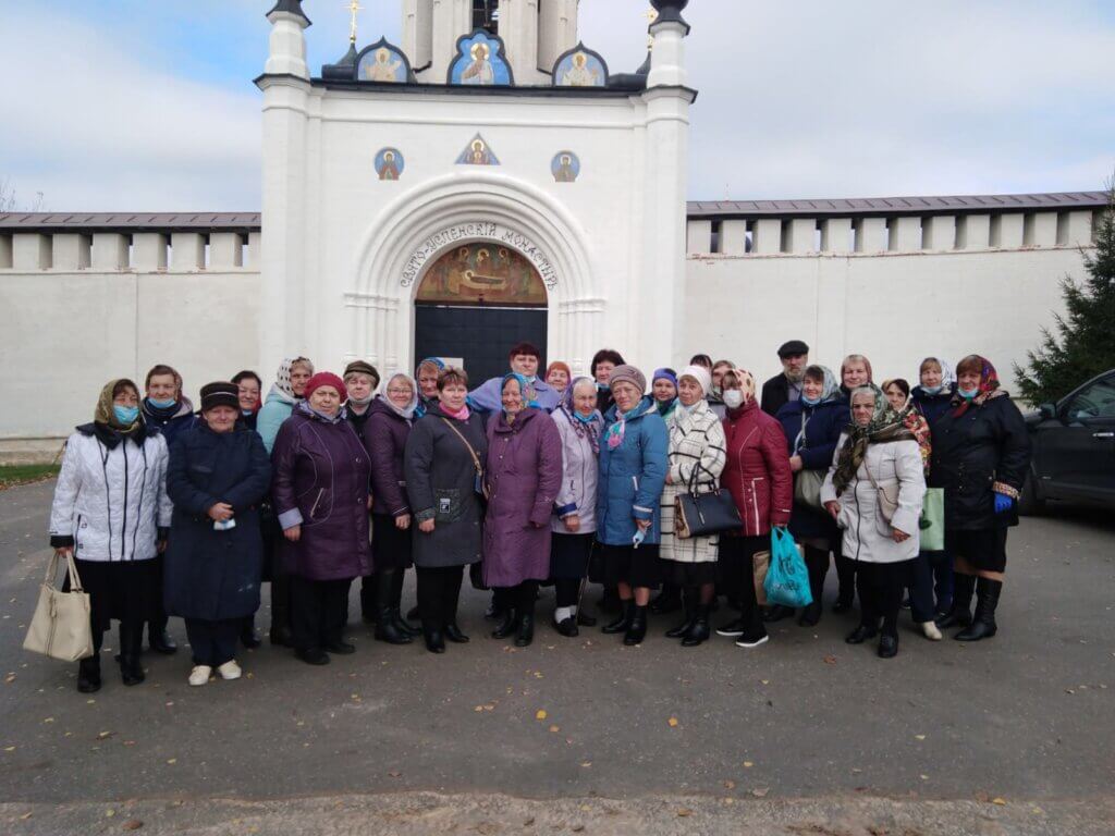 Для пожилых жителей Ржевского района организовали экскурсию Для пожилых жителей Ржевского района организовали экскурсию