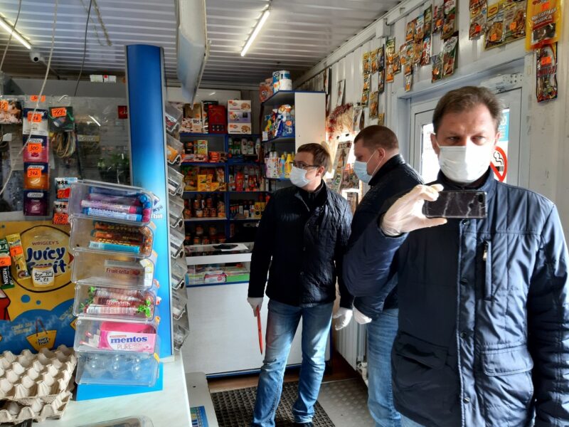 В Тверской области год масочного режима «отметили» рейдами по магазинам