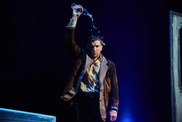 Историю Венечки Ерофеева покажут в Тверском театре юного зрителя