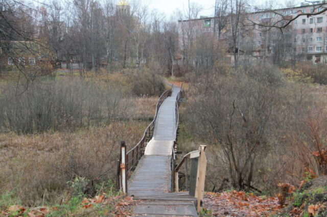 В Нелидово починили пешеходный мост В Нелидово починили пешеходный мост