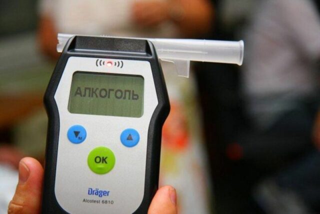 Водителей в Твери и области снова проверят на алкотестерах