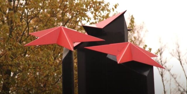 Портреты погибших нелидовцев установили у Обелиска воинам-интернационалистам Портреты погибших нелидовцев установили у Обелиска воинам-интернационалистам