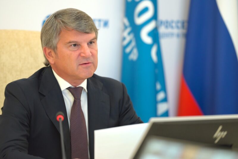 Игорь Маковский поручил принять дополнительные меры по защите персонала от коронавируса