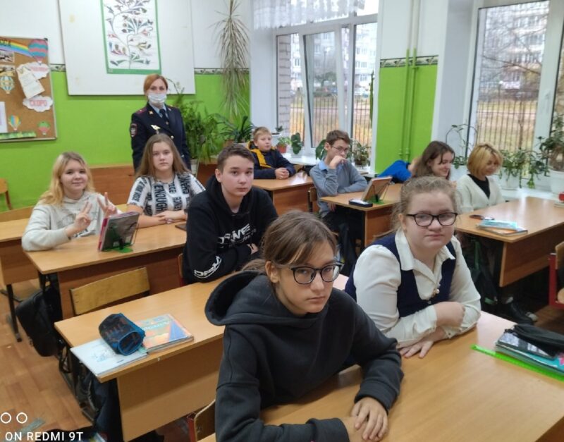 В Бологое школьникам напомнили об ответственности за правонарушения