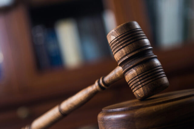 В Тверской области женщина вытолкнула свою знакомую с крыльца