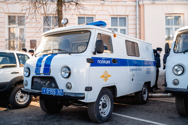 Для полиции Тверской области закупили 68 служебных автомобилей Для полиции Тверской области закупили 68 служебных автомобилей