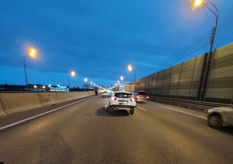 В Тверской области после ДТП на М-10 водителя доставили в больницу