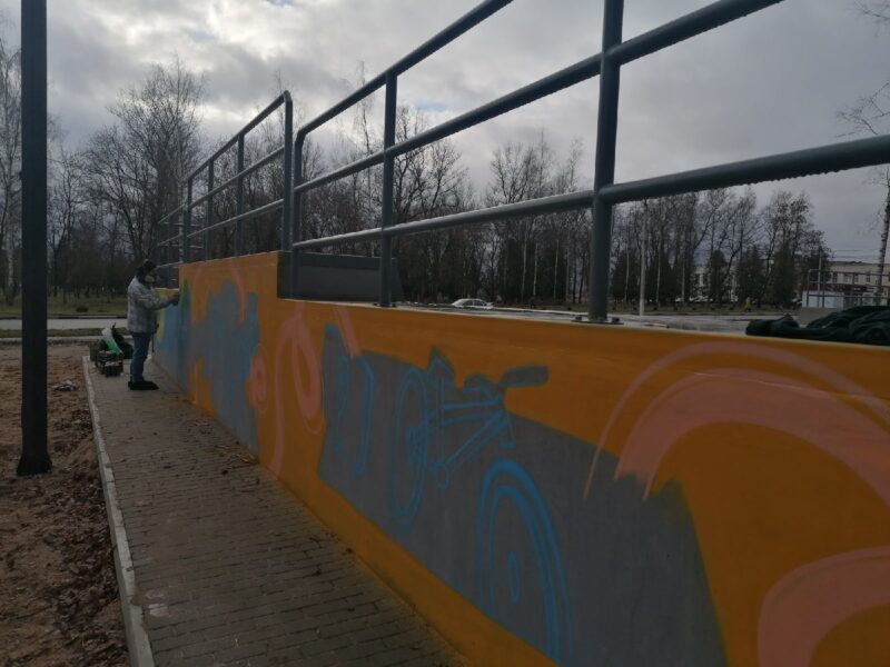 Витя Джокер разрисовал скейт-площадку в Ржеве