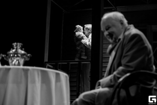 Конфликт отцов и детей покажут в Тверском театре драмы Конфликт отцов и детей покажут в Тверском театре драмы