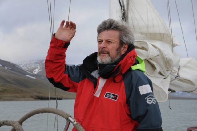 Четверть века под парусами: Николай Литау о кругосветках на легендарной яхте "Апостол Андрей"