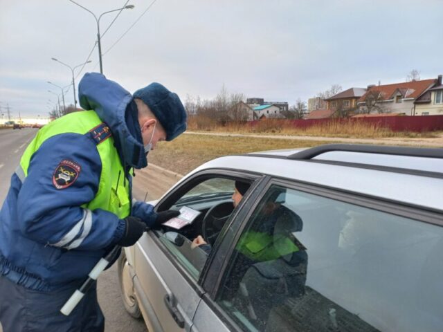 В Твери проверили наличие детских кресел в автомобилях