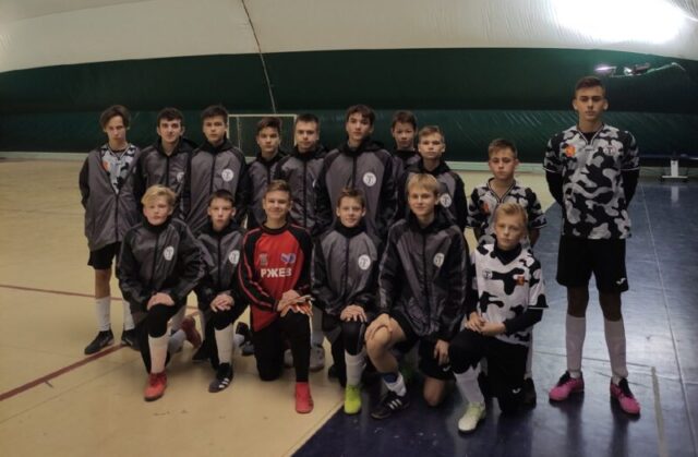 Ржевские спортсмены вышли в финал Кубка губернатора по мини-футболу Ржевские спортсмены вышли в финал Кубка губернатора по мини-футболу