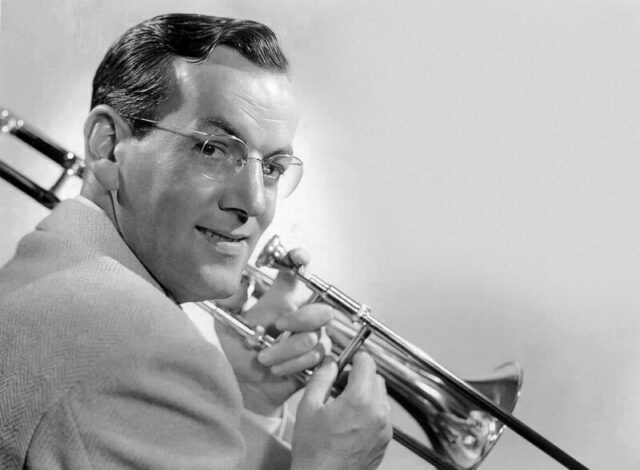 В тверской библиотеке Горького поговорят о творчестве композитора Гленна Миллера В тверской библиотеке Горького поговорят о творчестве композитора Гленна Миллера