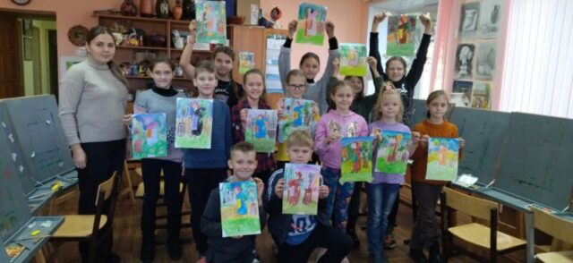 В Детской школе искусств Западной Двины дети учились рисовать Бабу Ягу