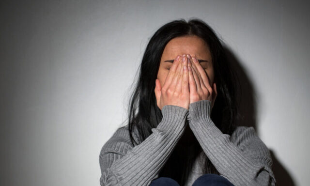 Жительница Твери перевела ухажеру 2 миллиона рублей, а он оказался аферистом