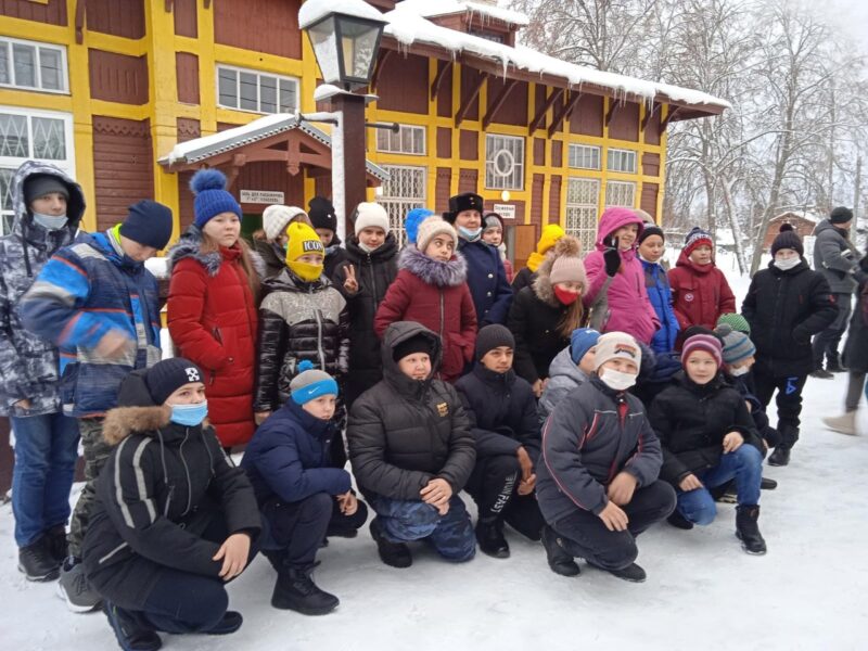 В Тверской области школьники отправились в путешествие на ретропоезде В Тверской области школьники отправились в путешествие на ретропоезде
