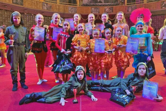 Юные конаковские циркачи взяли 9 призовых мест на конкурсе в Москве