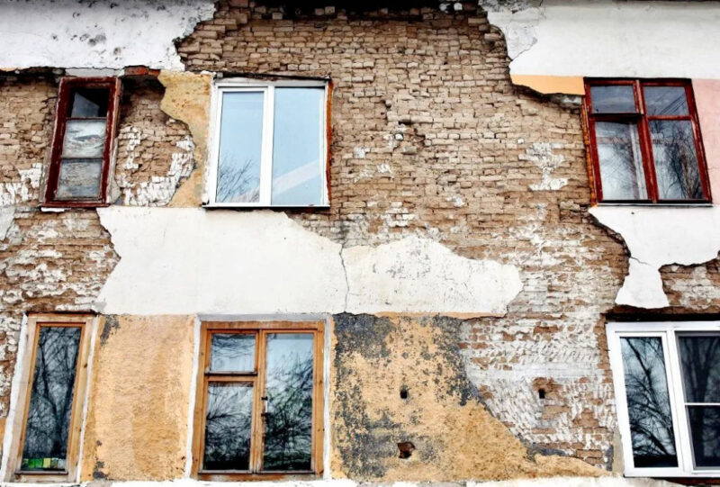 Жителей аварийных домов в Тверской области переселят досрочно