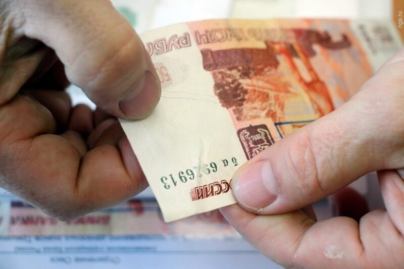 В Твери задержаны трое жителей за сбыт поддельных денежных купюр В Твери задержаны трое жителей за сбыт поддельных денежных купюр