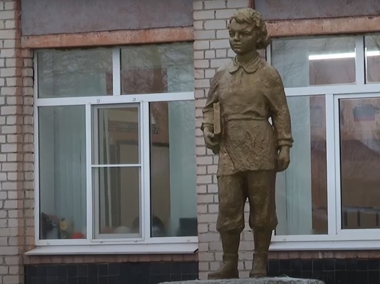 110-летний юбилей отметила Оленинская СОШ 110-летний юбилей отметила Оленинская СОШ