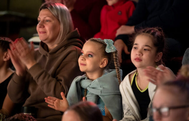 Больше 100 детей с ограничениями по здоровью побывали в Тверском цирке на гала-представлении В Тверской области проходит XIV межрегиональный фестиваль любительских цирковых коллективов