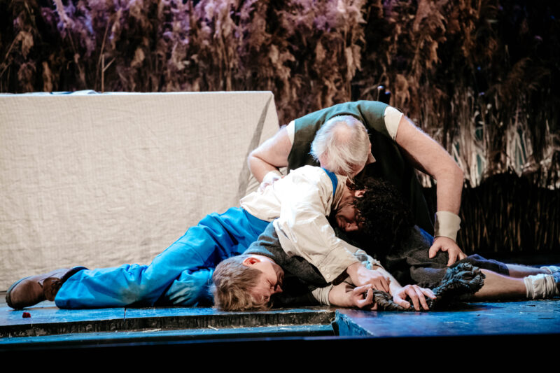 Никакого Тома Сойера: в Твери рассказали историю Гекльберри Финна Никакого Тома Сойера: в Твери рассказали историю Гекльберри Финна