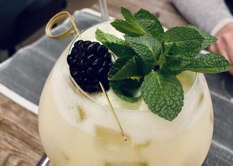 От Европы до Азии: как в тверском ресторане сочетаются две кухни