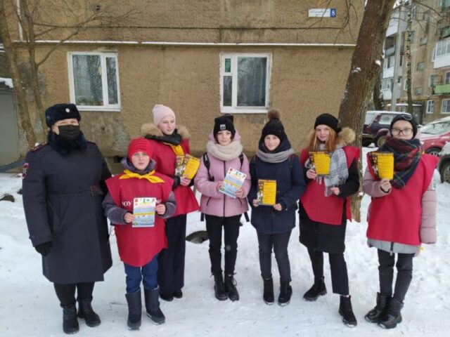 Юным жителям Ржева рассказали о безопасности на дорогах