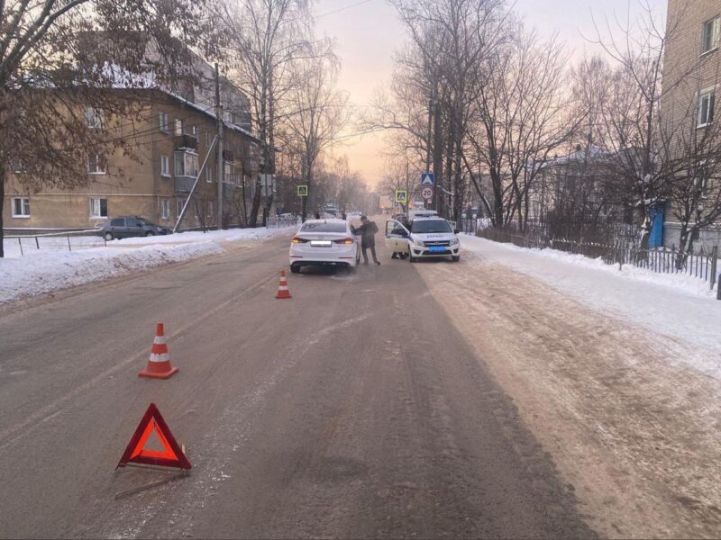 В Тверской области пешеход попал под машину