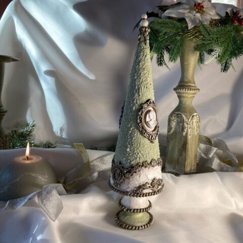 Тверской музейно-выставочный центр предлагает создать винтажную ёлку Тверской музейно-выставочный центр предлагает создать винтажную ёлку